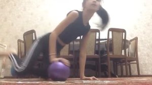 Гимнастический челлендж от Эмилии
