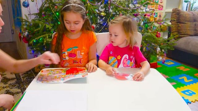 САМЫЙ КРУТОЙ БОЛЬШОЙ НОВОГОДНИЙ ПОДАРОК ? на весь год от «Буква-Ленд»! Он понравился и Арише и Нике смотреть онлайн