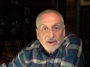 17  Мешать соединенью двух сердец