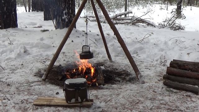Одиночный однодневный поход выходного дня. Лес. Костер. Еда. смотреть онлайн