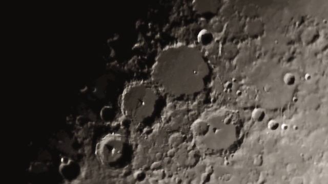 ЛУНА в телескоп - новые съёмки! Интересное и необычное на Луне. Супер увеличение! смотреть онлайн