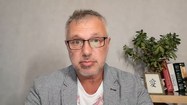 Милые бранятся, только тешатся.