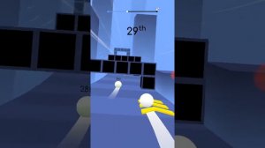 Катиться шарик по дорожке