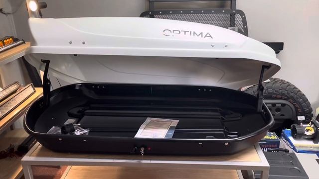 Обзор автобокса Yuago Optima 390л (белый)