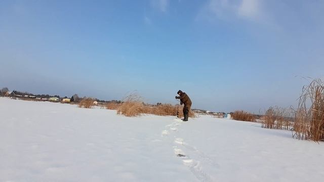 ПОСТАВИЛ ЖЕРЛИЦЫ ДО РАССВЕТА и ВОТ ЧТО ВЫШЛО!!! ЩУКА НА ЖИВЦА!!! Зимняя рыбалка 2020-2021 смотреть онлайн