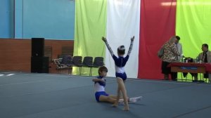 Диана и Павел. Акробатический этюд.mpg