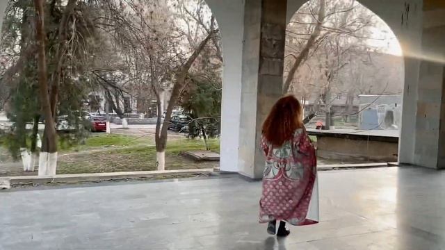 Ташкент. Центральный Выставочный зал Академии художеств Узбекистана. Модернизм. Серия №6