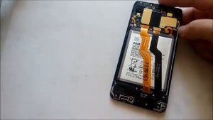 Samsung Galaxy A10 battery removed