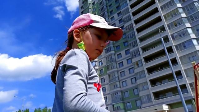 Одуванчик для Даши.Одуванчики — символ летний. Соблюдаем дистанцию. смотреть онлайн