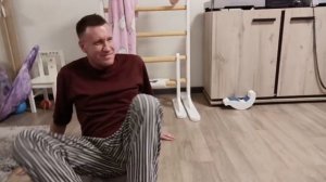 Гимнастический челлендж для папы // мостик, колечко, шпагат