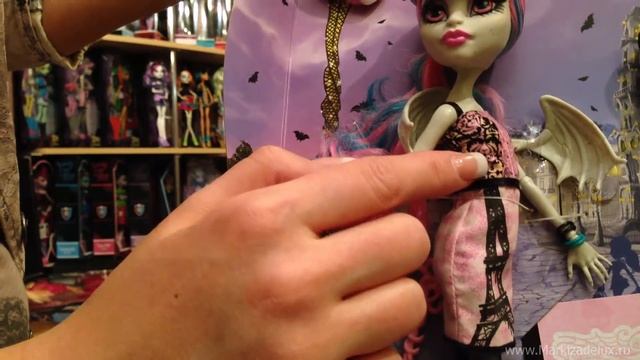 Рошель Скариж Школа монстров. Rochelle Goyle Scaris Monster High обзор на русском