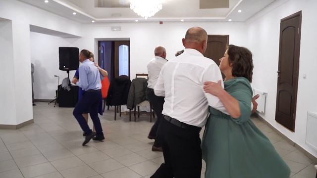 Весільна полька, гурт Знай наших смотреть онлайн