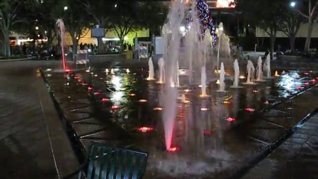 Fountain on Clematis Street смотреть онлайн