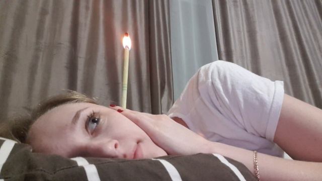 Чистим уши  используем фитосвечи лежу с факелом  не двигаюсь 