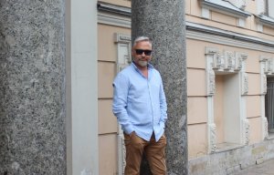 Городу на на Неве. 7Б Cover Дмитрия Емельянова