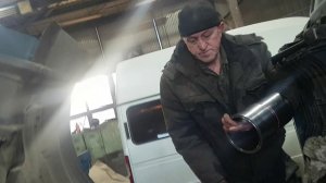 #Часть 7. Cummins ISX 15. Установка гильз в блок и промерка выступания гильз.