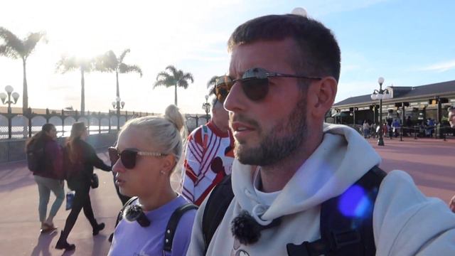 FLORIDA DAY 13 - 3 PARKS IN 1 DAY - WORLD CELEBRATION GARDENS - WALT THE DREAMER STATUE - FANTASMIC смотреть онлайн