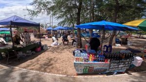 Выходной на пляже в Таиланде, много людей. Laem Charoen Beach и Moonlight Beach | 2023