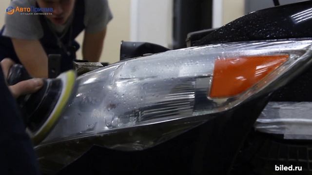 Toyota Camry - Установка светодиодных линз Luma i5+, полировка и бронирование фар смотреть онлайн