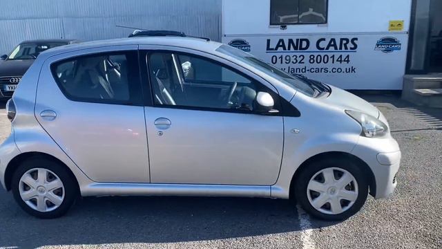 Toyota Aygo - Land Cars смотреть онлайн