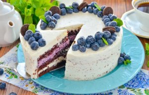 КАК ПРИГОТОВИТЬ ТОРТ С ЧЕРНИКОЙ