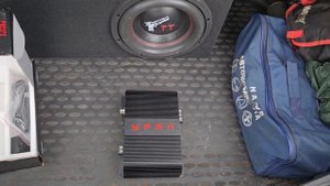 СУПЕР усилитель Урал компакт 1.600 и саб Ural ТТ 10 делают ВЕЩИ! Установка подключение.