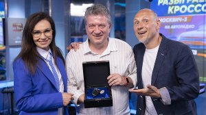 🚘 Слушатель из  Смоленска выиграл современный кроссовер Москвич 3 в прямом эфире Авторадио!