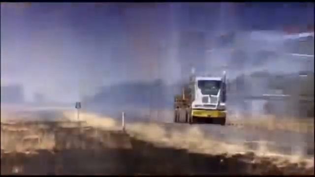 Траки Америки http://youtu.be/GXc_fE3VBgc смотреть онлайн