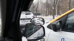Параллельная парковка за 30 секунд.