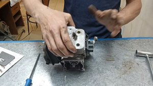Глохнет при нажатии на газ! #мастерская #бензоинструмент