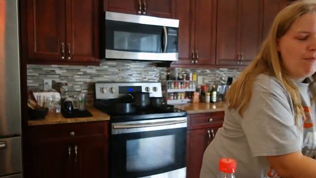 TRINIDAD MORUGA SCORPION PEPPER CHALLENGE смотреть онлайн