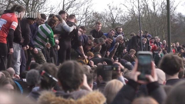 Ashbourne's Royal Shrovetide Football - the world's biggest football match. смотреть онлайн