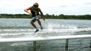Скейтбординг на воде