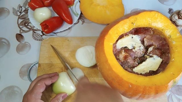 ТЫКВА Фаршированная Мясом Запеченная в Духовке!!Жаркое в тыкве!!