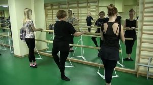 Методика проучивания Battement soutenu
