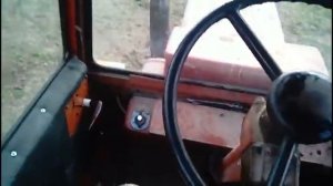 Почему руль на тракторе тянет в сторону?