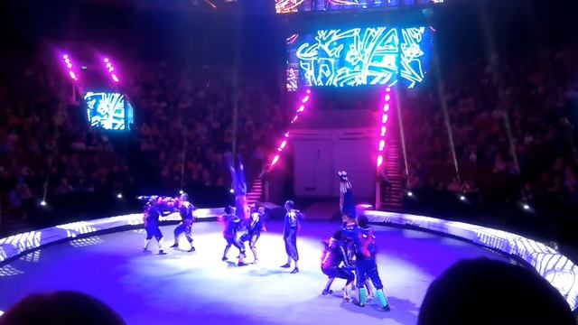 Акробаты московского цирка смотреть онлайн