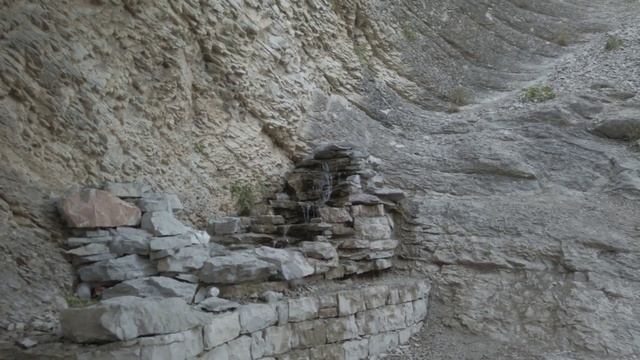 Пещера (нохъо) Сулакский каньон, Главрыба, село Миатли, Зиплайн. Казбековский район. Дагестан.