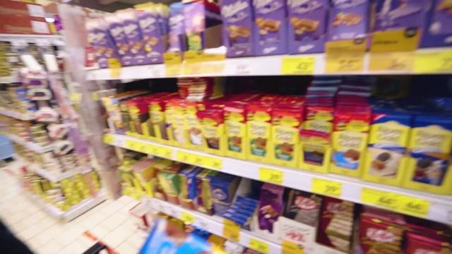 ЖРЁМ в Пятерочке ДО ОПЛАТЫ | ЧТО БЫЛО ДАЛЬШЕ? или Как Съесть Продукты в Пятёрочке ДО КАССЫ !!!