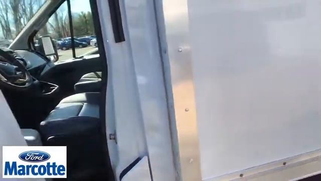 2016 Ford Transit Cutaway Holyoke, Agawam, West Springfield, Hartford, Northampton AT8368 смотреть онлайн