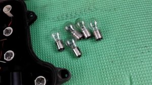 Как заменить лампы в фонарях? Почему потеют фонари Porsche Cayenne [Порше Кайен]?