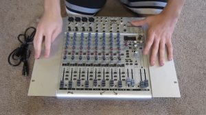 Beheringer Eurorack UB1622FX Pro: Unboxing
