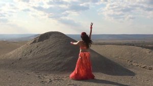 Amazing #bellydance in desert Galina Fomina восточный танец Галина живота oriental dance arabic