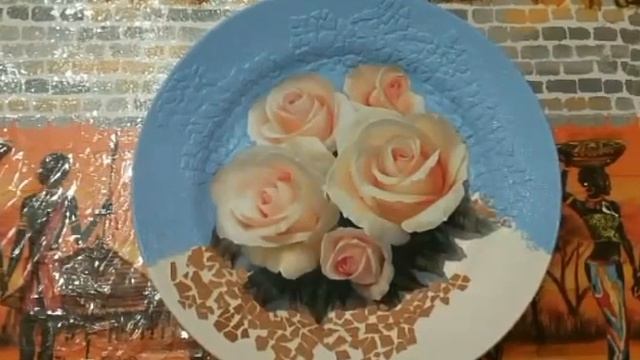 Декупаж тарелки своими руками. На 8 Марта или день рождения! Decoupage. смотреть онлайн