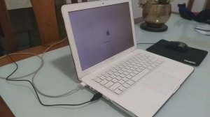 MACBOOK WHITE 2009 REVIEW 2021