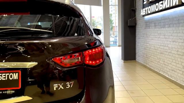 Infiniti FX37, 2010 год смотреть онлайн