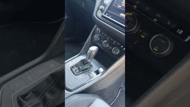 VW Tiguan R Line максималка с оценкой 4.5 балла, правый руль, из Японии ? смотреть онлайн