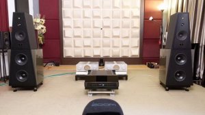 Rosso Fiorentino Siena + Gryphon Diablo 300