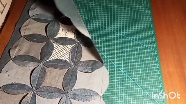 Сумка в стиле пэчворк из джинсовой ткани.