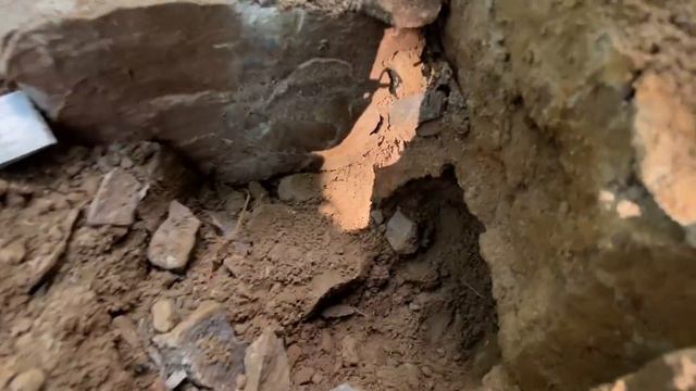 Found 3 Herkimer Diamond Crystal Pockets in 36 hrs! смотреть онлайн